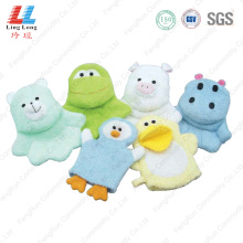 Various animal bath gloves