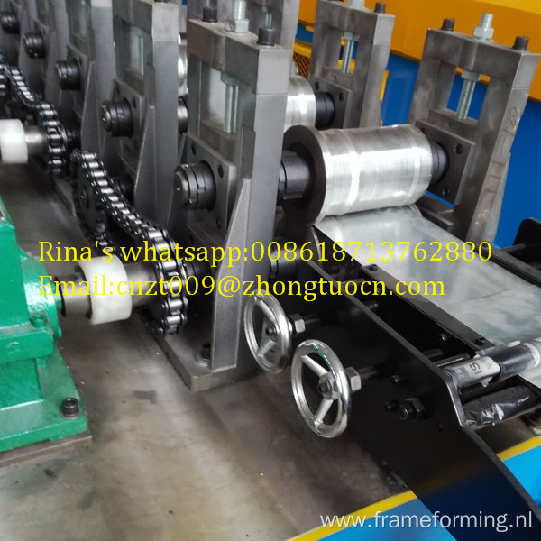 Galvanized Steel roller shutter door machine with punching holes device