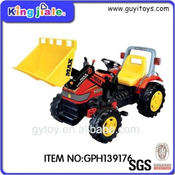 Professional manufacture cheap plastic pedal tractor