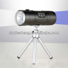 Rechargeable tripod flashlight