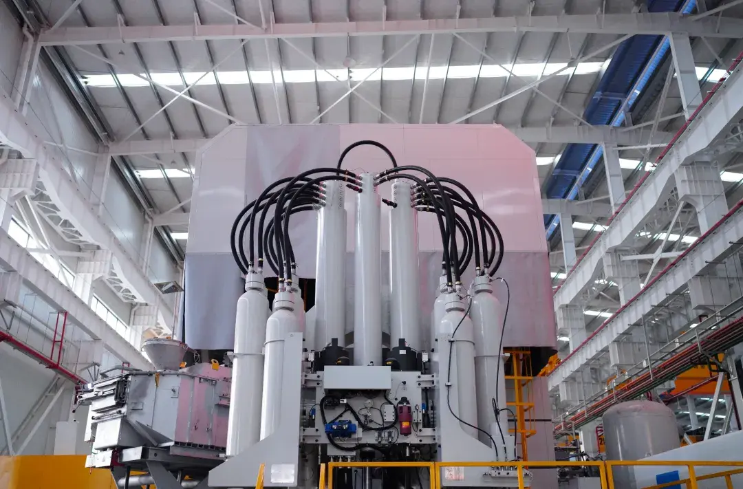 Moldagem integrada de fundição sob pressão4 Die-casting integrated molding4