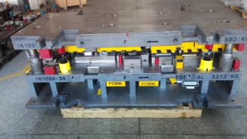 Progressive Die Cold Stamping Mould Tooling