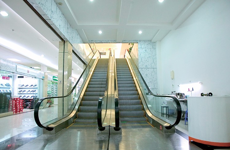 Stainless steel/aluminum commercial escalators