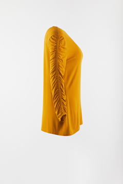 Yellow solid long sleeve knitting pullover