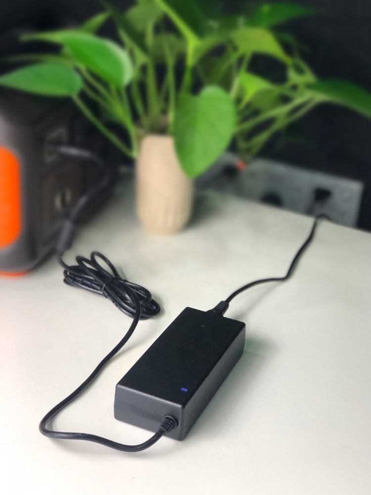 90w AC DC Adapter