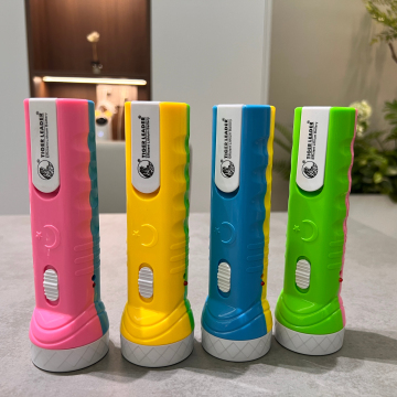 18650 Battery Powered Waterproof LED Flashlight with Phone Charger