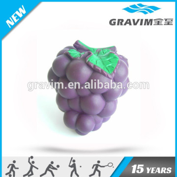 Grape shape chewing toy,squeaker chewing pet toys,high quality soft plastic toys for dogs