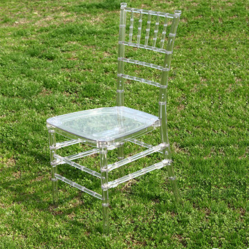 Clear resin chiavari chair
