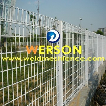 Roll Top Mesh Fencing