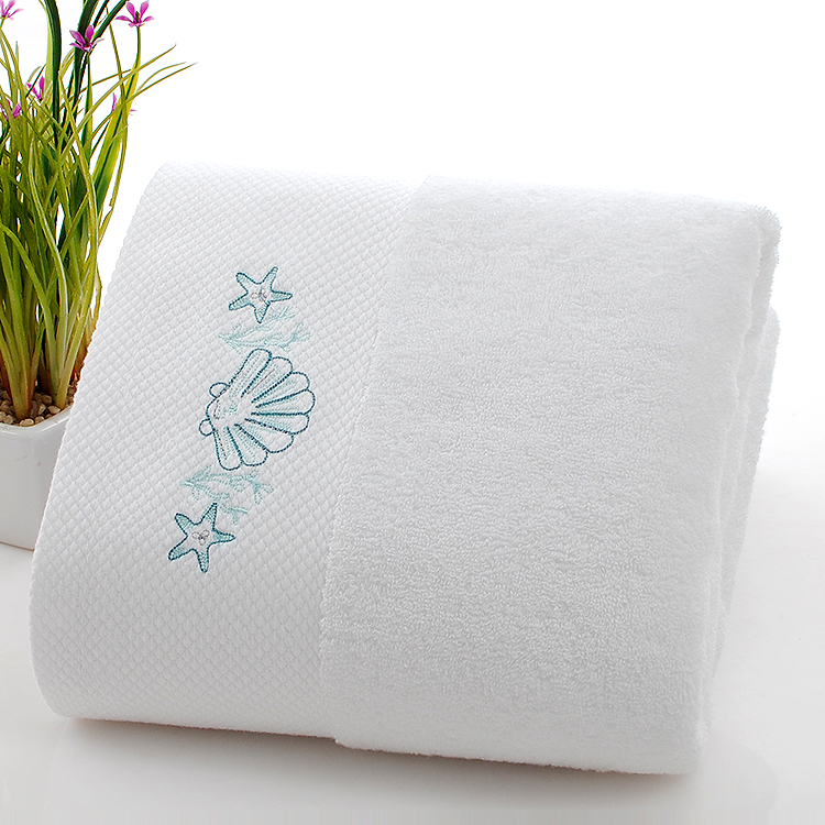 White Hotel Towels