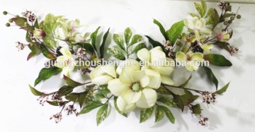 Christmas decoration flowers with Pine cones accessory