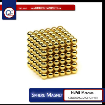 Color magnetic balls