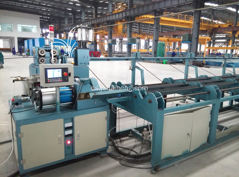 Máquina cortadora y enderezadora de barras de acero
