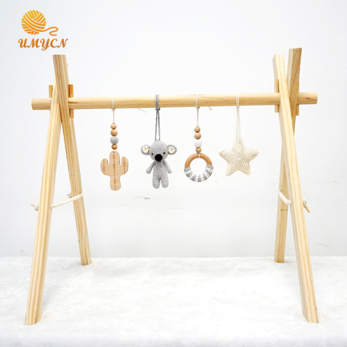 Handgemaakt glad houten baby hangend speelgoed