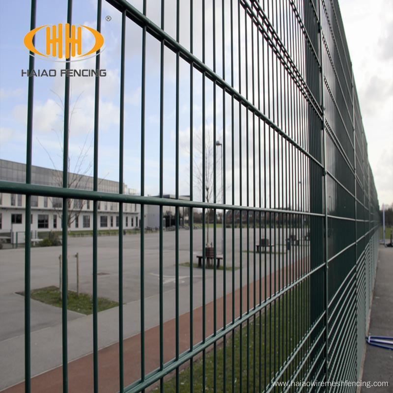 Germany 8/6/8 double rod wire mesh fence panel