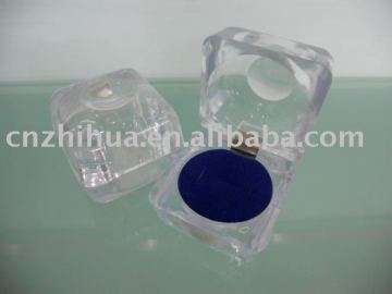 magnifiy plastic ring box