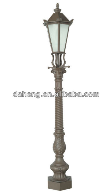 Outdoor Antique Cast Aluminum Garden Pole Light