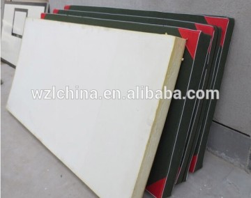 Shockproof waterproof anti slip folding straw beach mat