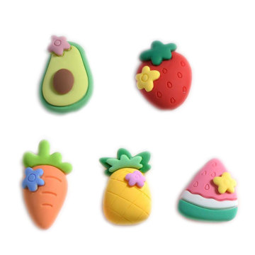 Cartoon Harz Gemüse Charms Flat Back Fruit Star Anhänger für Haarschmuck Slime Filler Home Handmade Decoration