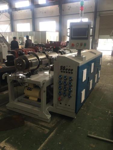 80/156 Conical Twin Screw Extruder