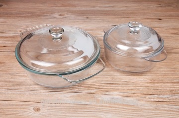 pyrex glass round casserole pot with lid