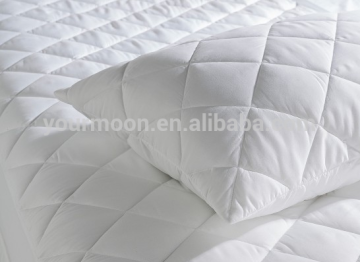 white 100% cotton quilted pillowcase/ pillow cover/pillow protector