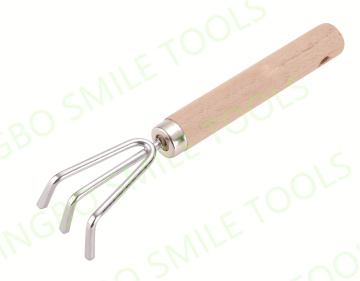 High quality wooden handle three-tooth rake garden accessories tool