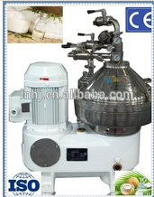 Automatic virgin coconut oil extracting machine