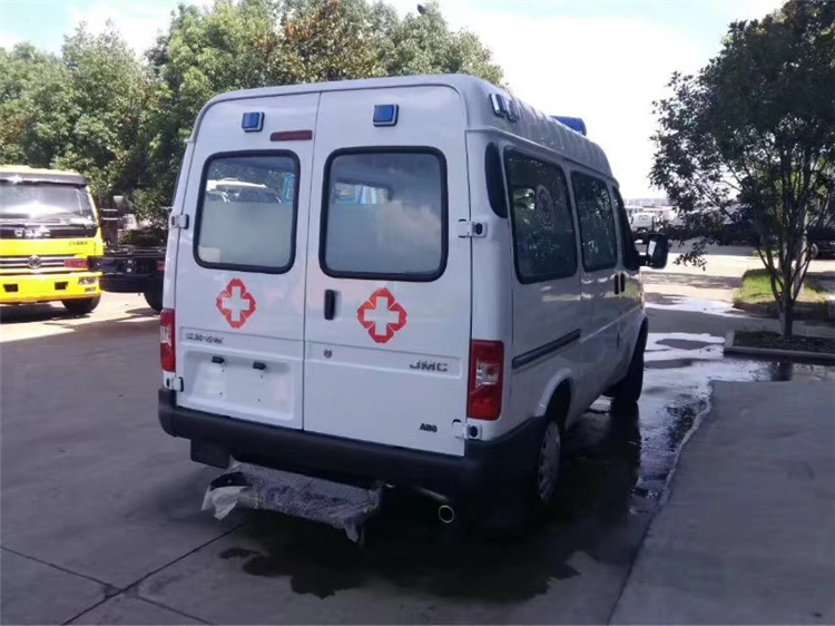 Jmc Ambulance 2