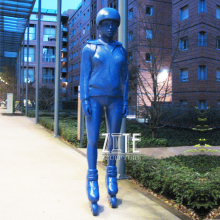 Outdoor garden life size bronze boy skating statue