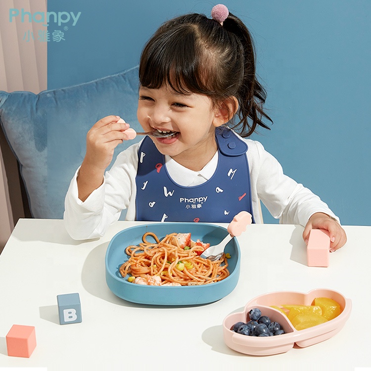 Assiette à dîner en silicone pour bébé avec forme de nuage à ventouse