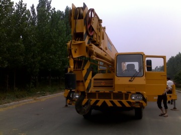 Japan made kato nk250E Hydraulic mobile crane +8613818259435