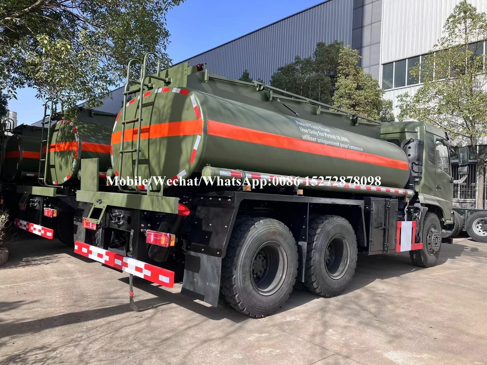 Dongfeng 6x6 camión de combustible (7) DONGFENG 6x6 Fuel Truck (7)