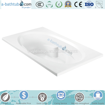 Small pure white bathtub