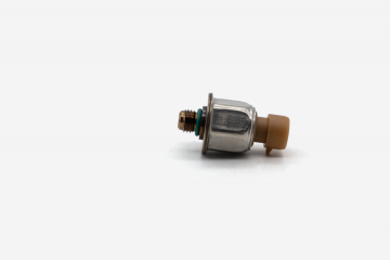 3pp6-8 Common Rail Fuel Pressure Sensor