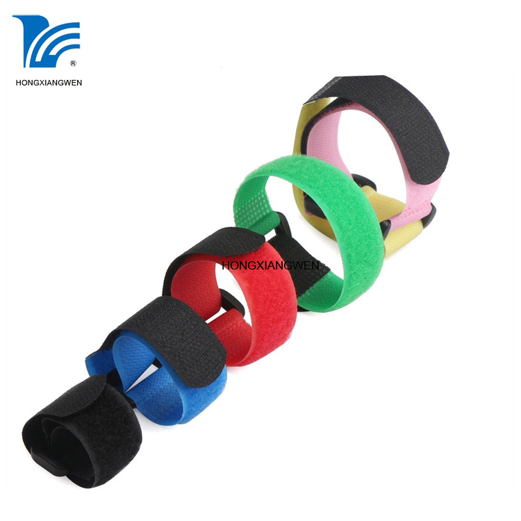 Enganxalls de cables de colors ajustables d’alta qualitat