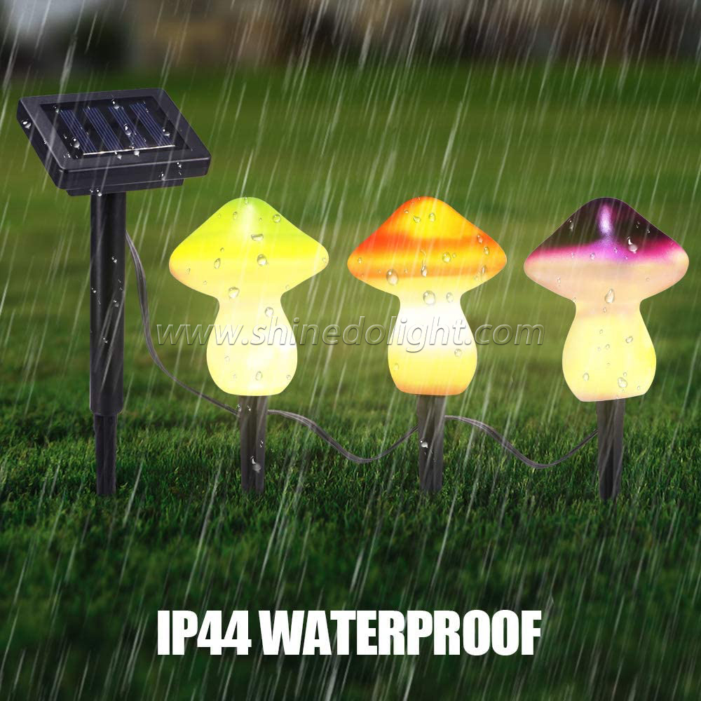 Solar Holiday Garden Decoration IP44 Waterproof Cute Mushroom Bollard Lively Light