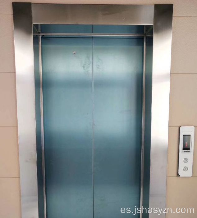 la cubierta de la puerta del ascensor