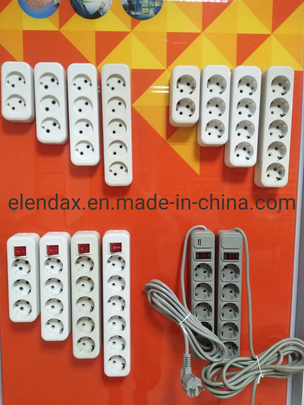 Новая 5-контактная удлинительная розетка с подсветкой (E9005E)