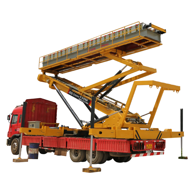 Hydraulic heavy duty lift for roof tile roll forming machine