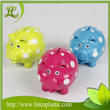 Pretty Plastic Piggy Coin Bank