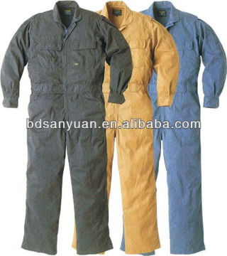 AC high voltage electrostatic shielding clothing