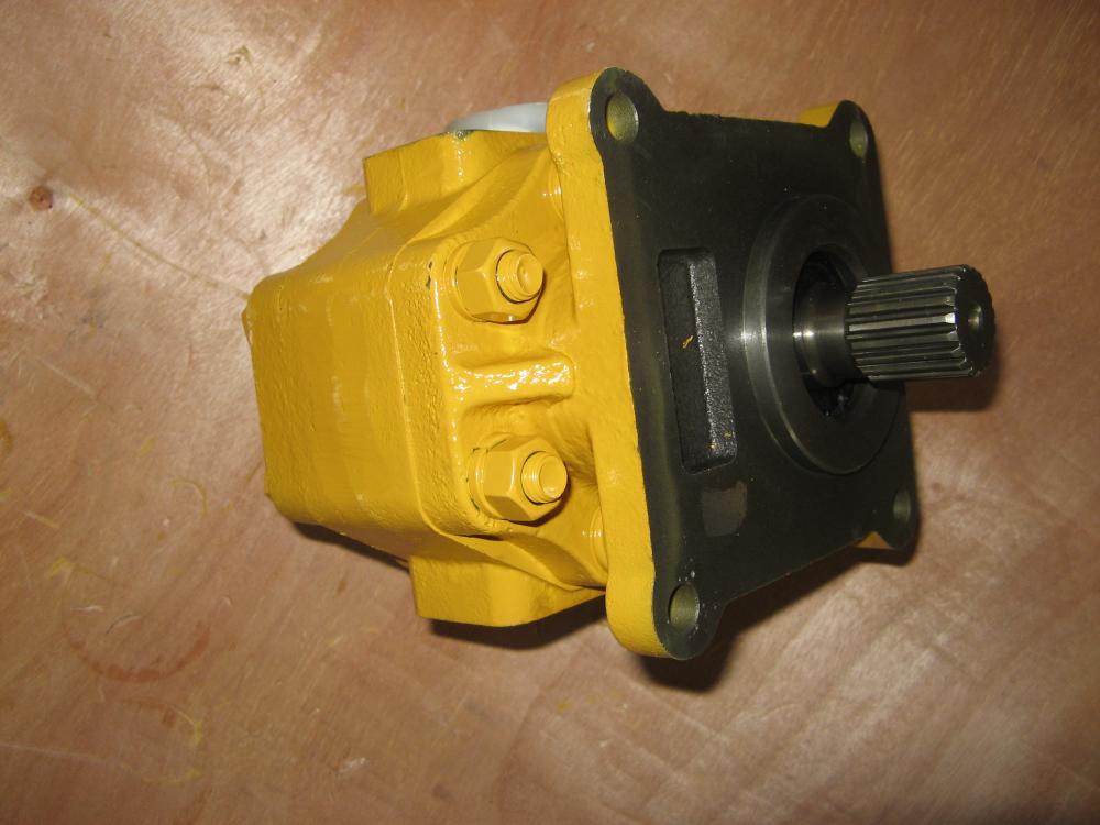 07442-71102 für D355 Bulldozer Zahnradpumpe