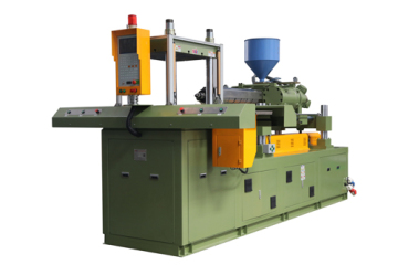Side Feeding Injection Molding Machine