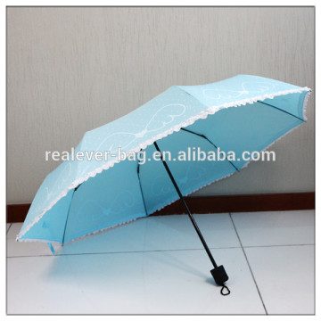 White lacy edge wing pattern folding umbrella