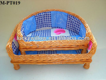 Wicker pet sofa bed with blue liner