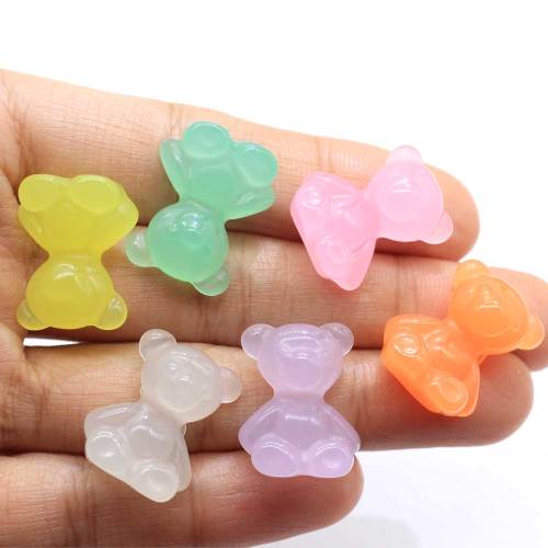 Hot Selling Producten Mini Kleurrijke Tiny Bear Losse Hars Cabochons Kawaii Pastel Flat Back Stickers voor Craft DIY Decorations