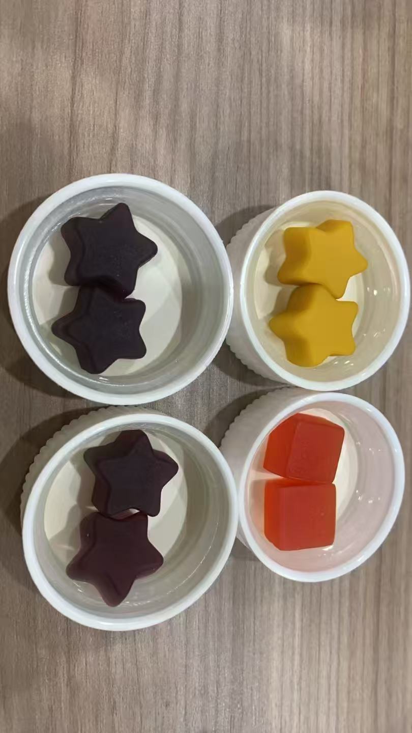 имя по умолчанию default name