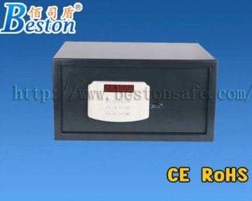 Electronic hotel in-room safe