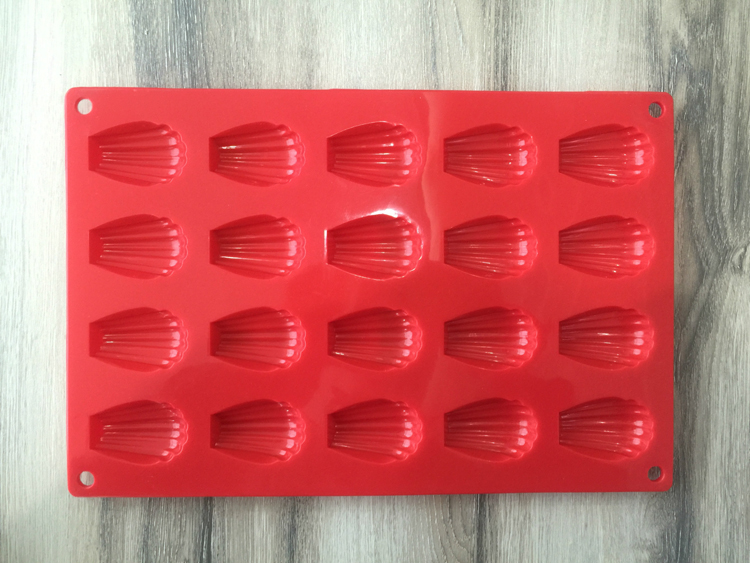 Manufacturer Selling Logo Custom OEM Shell Shaped Cake Silicone Bake Mold